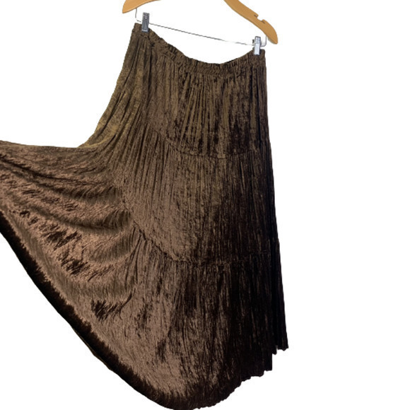 CIRCLE T Vintage Brown Velvet Tiered‎ Ruffle Maxi Skirt - Picture 5 of 7